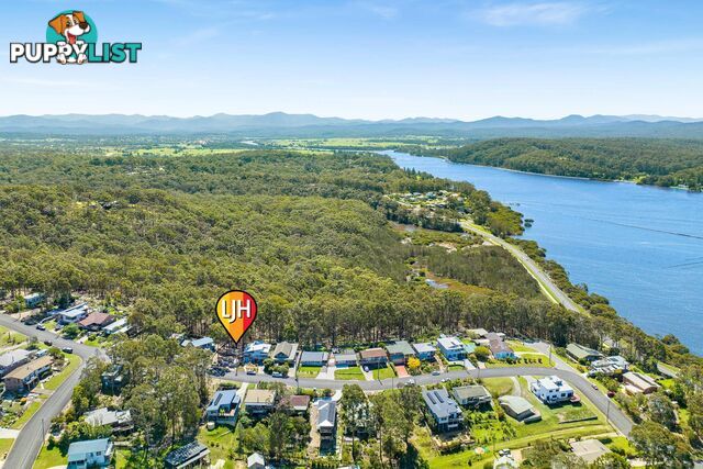 19 Hazel Road MORUYA HEADS NSW 2537