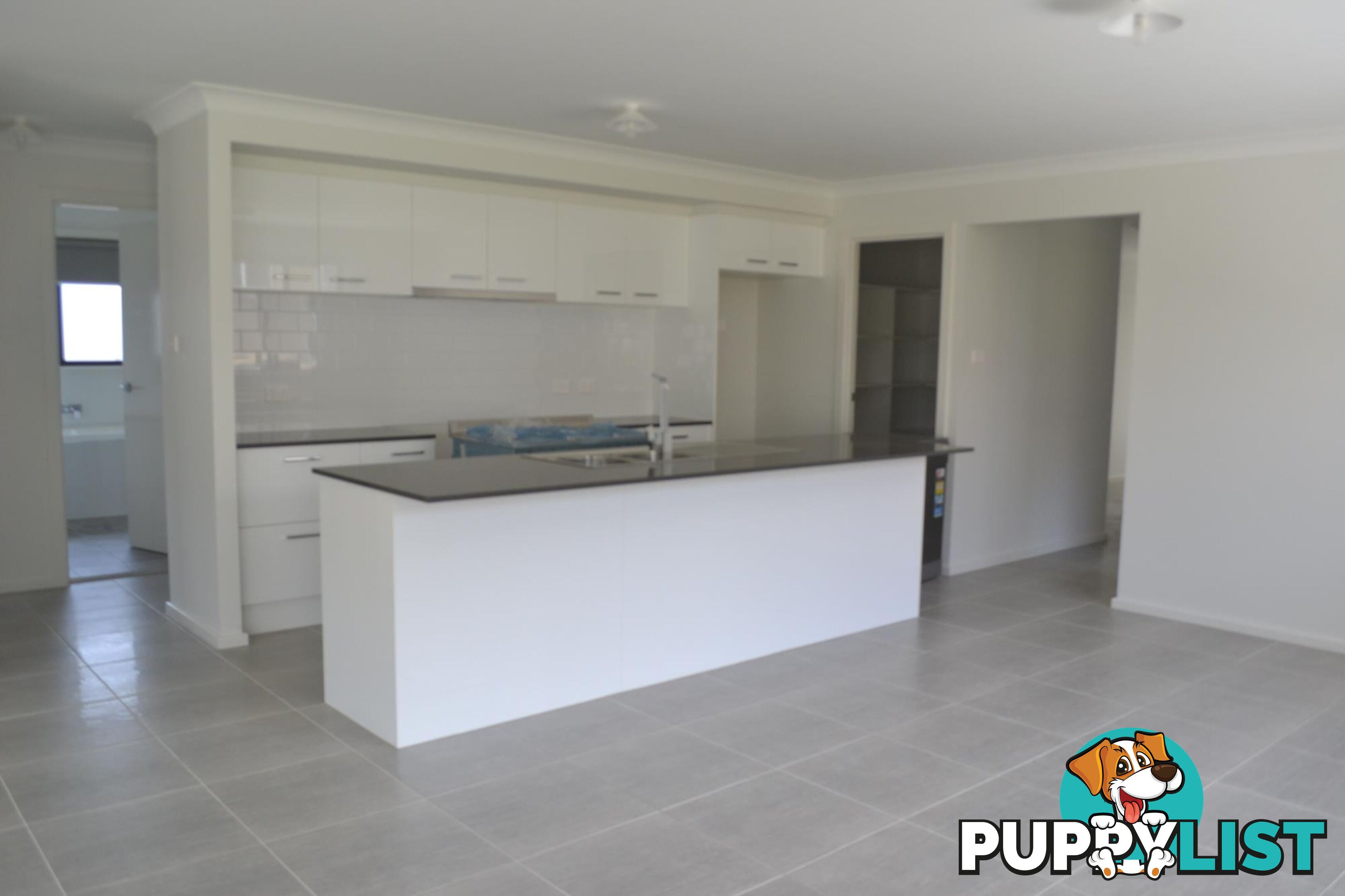 6 Joy Place MORUYA NSW 2537