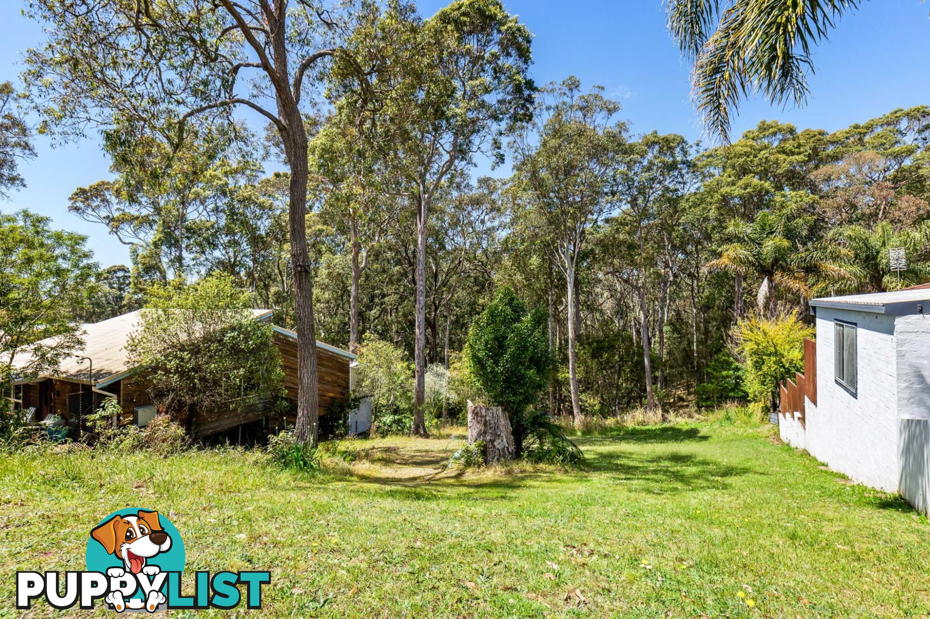 16 Crest Crescent MORUYA HEADS NSW 2537