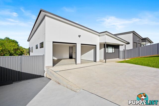 5 Swan Ridge Place MORUYA NSW 2537