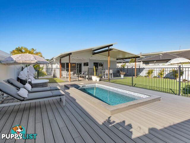 14 Lobelia Crescent CASUARINA NSW 2487