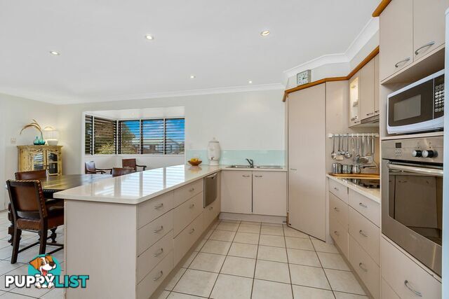 11 Healy Lane FINGAL HEAD NSW 2487