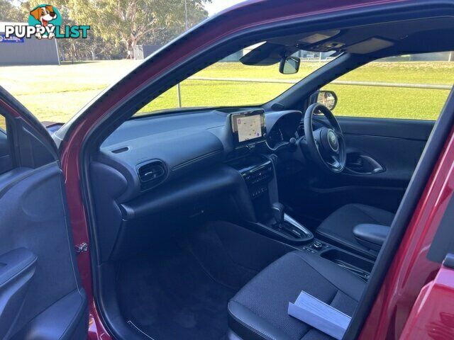 2024 TOYOTA YARIS CROSS   HATCHBACK
