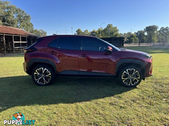 2024 TOYOTA YARIS CROSS   HATCHBACK