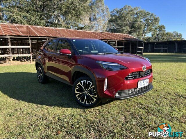 2024 TOYOTA YARIS CROSS   HATCHBACK