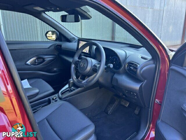 2024 TOYOTA YARIS CROSS   HATCHBACK