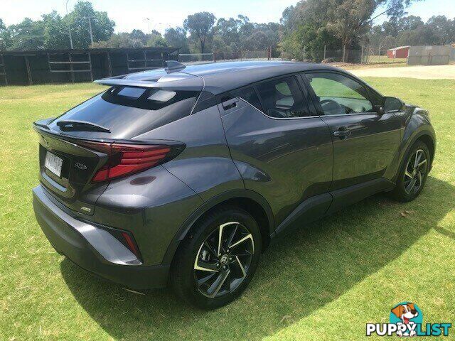 2022 TOYOTA C-HR   WAGON