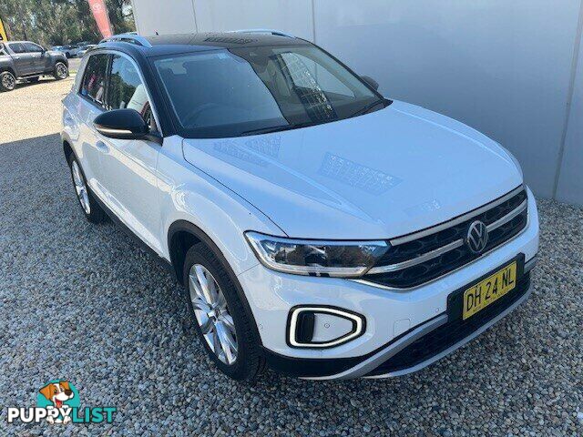 2023 VOLKSWAGEN T-ROC   WAGON