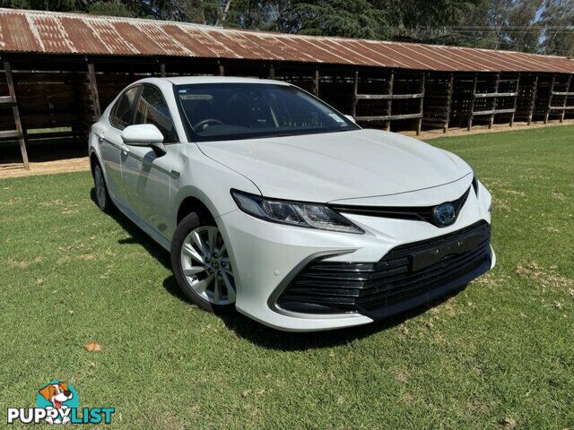 2021 TOYOTA CAMRY  HYBRID SEDAN