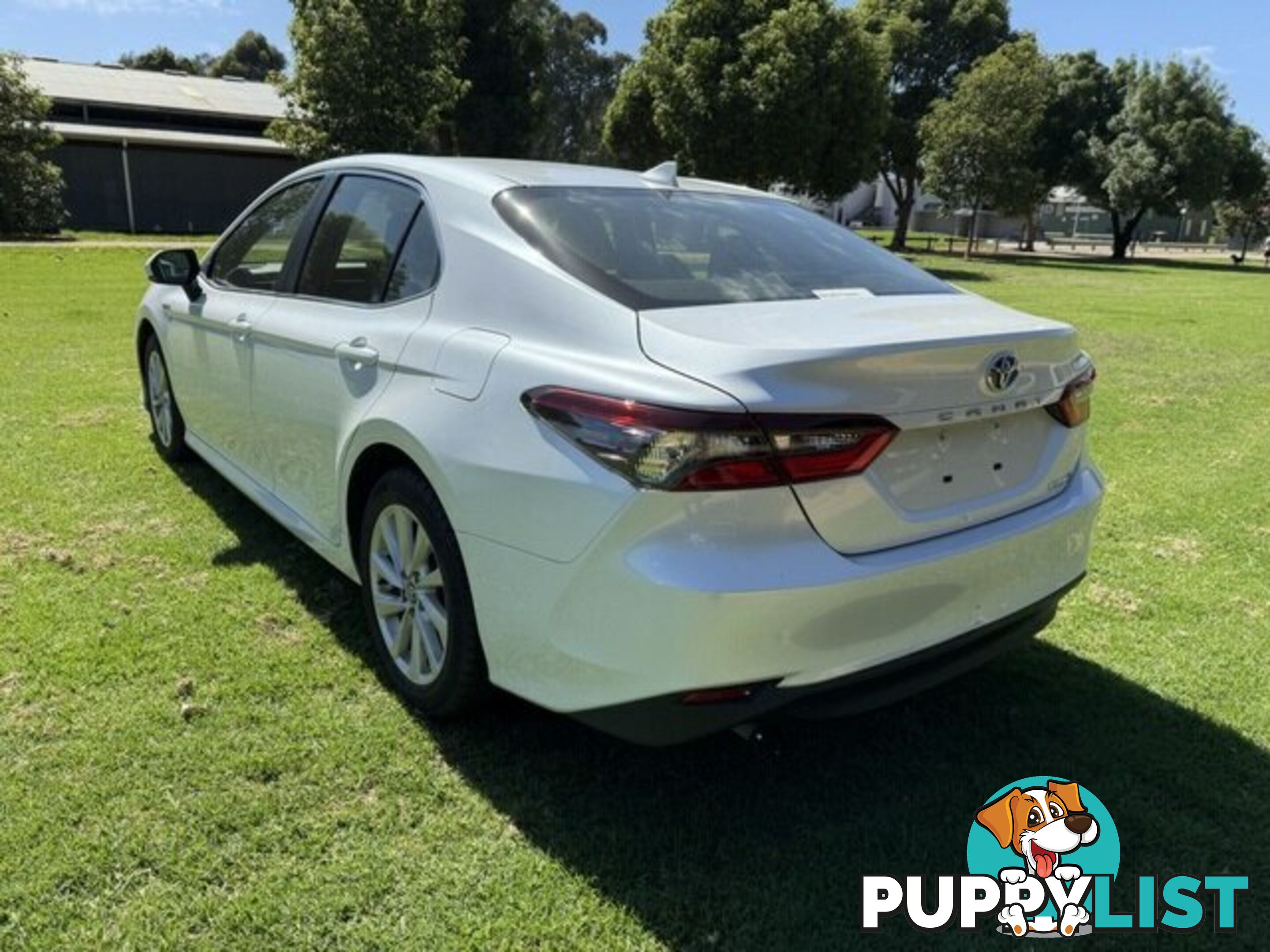 2021 TOYOTA CAMRY  HYBRID SEDAN