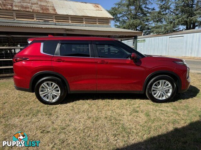 2023 MITSUBISHI OUTLANDER   WAGON