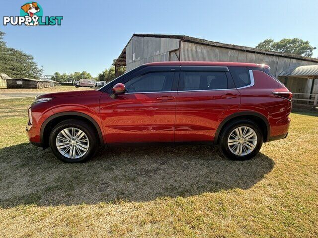 2023 MITSUBISHI OUTLANDER   WAGON