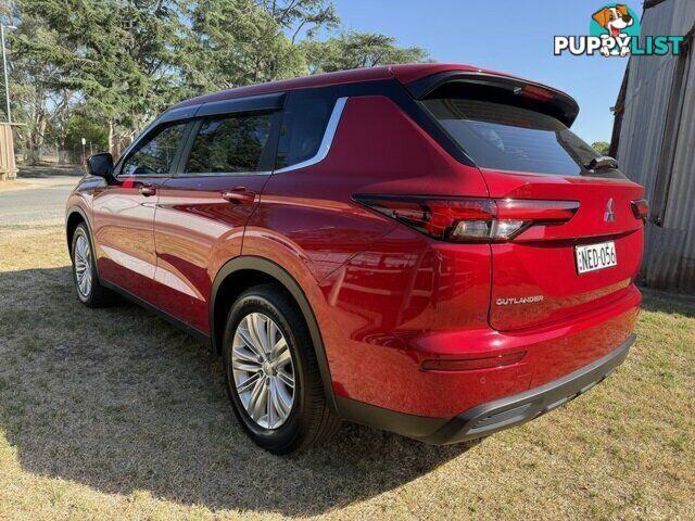 2023 MITSUBISHI OUTLANDER   WAGON