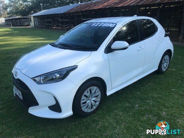 2022 TOYOTA YARIS   HATCHBACK