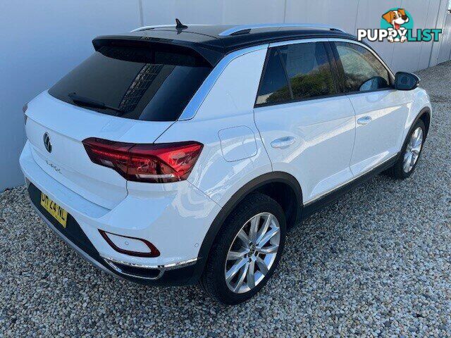 2023 VOLKSWAGEN T-ROC   WAGON