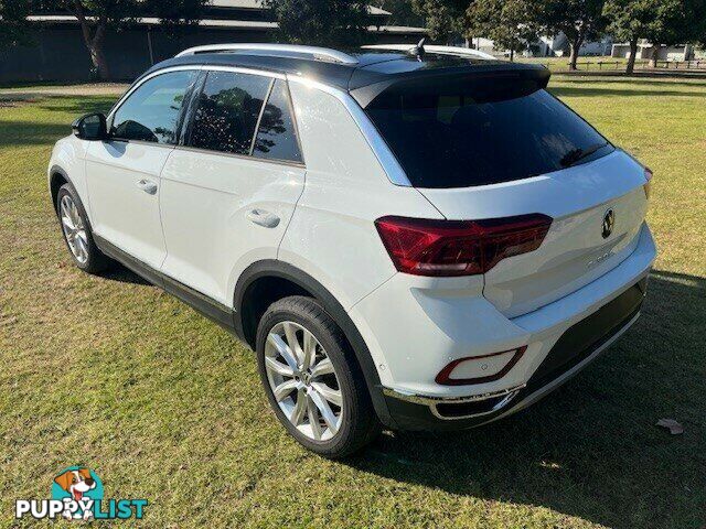 2023 VOLKSWAGEN T-ROC   WAGON