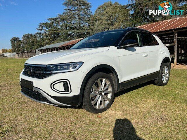 2023 VOLKSWAGEN T-ROC   WAGON