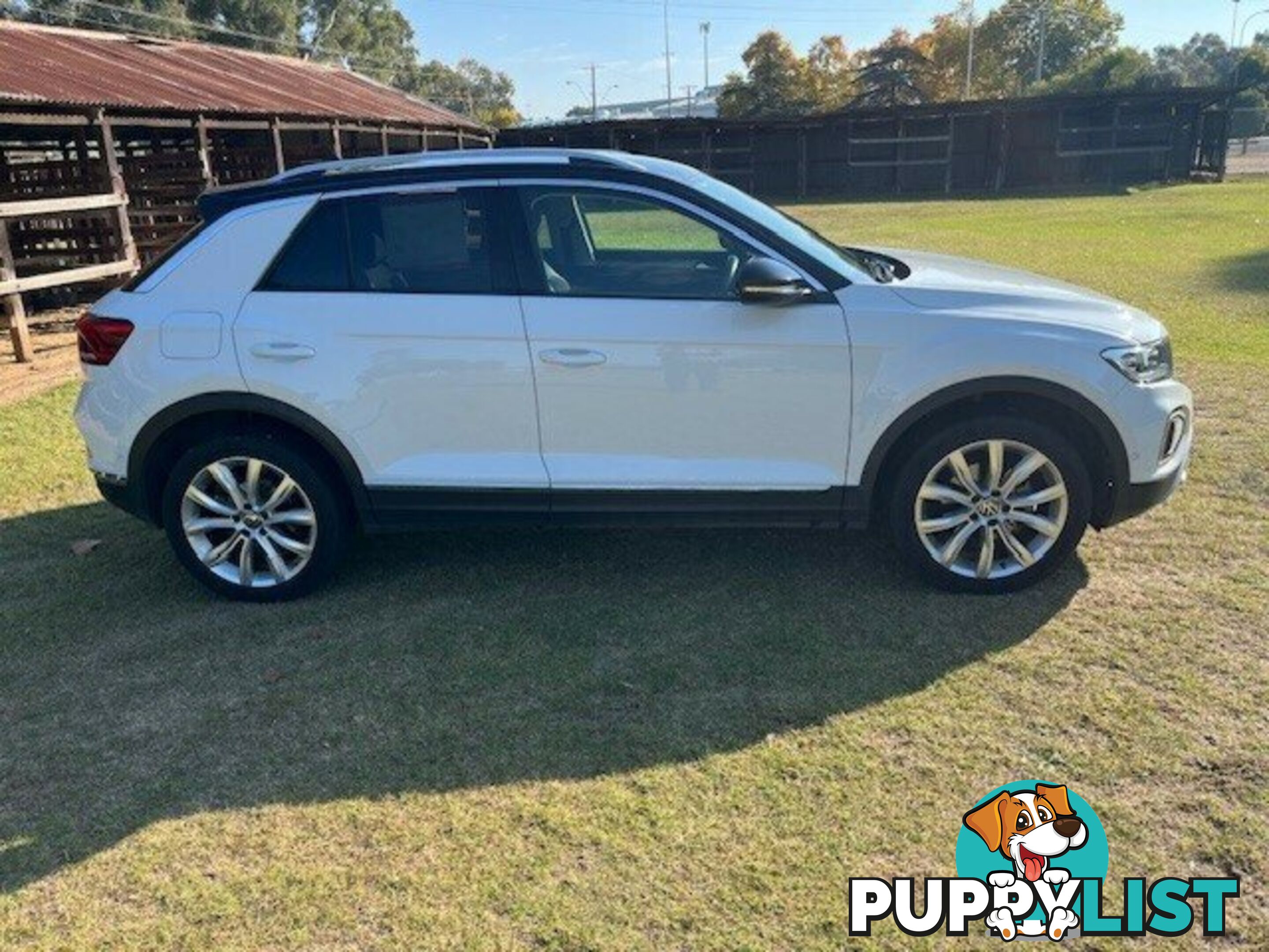 2023 VOLKSWAGEN T-ROC   WAGON
