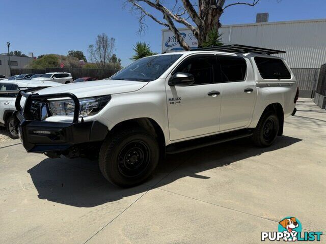 2020 TOYOTA HILUX   DUAL CAB