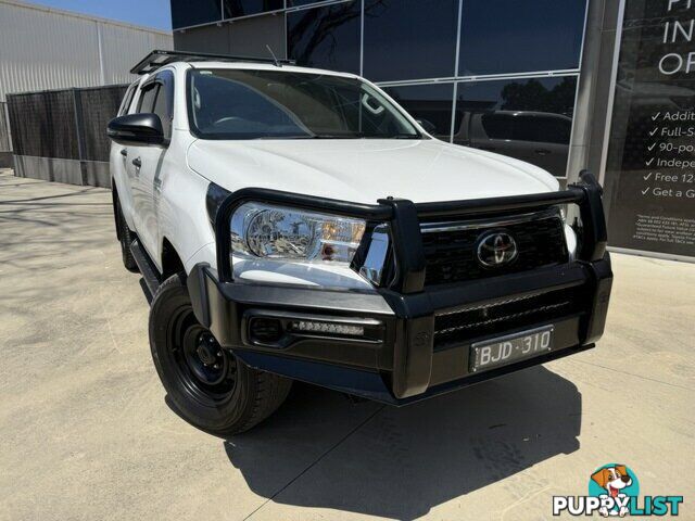 2020 TOYOTA HILUX   DUAL CAB