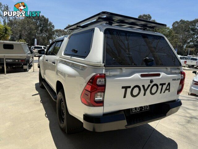 2020 TOYOTA HILUX   DUAL CAB