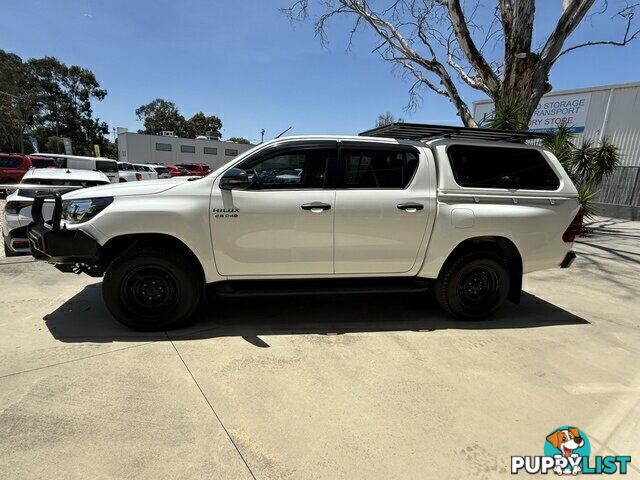 2020 TOYOTA HILUX   DUAL CAB