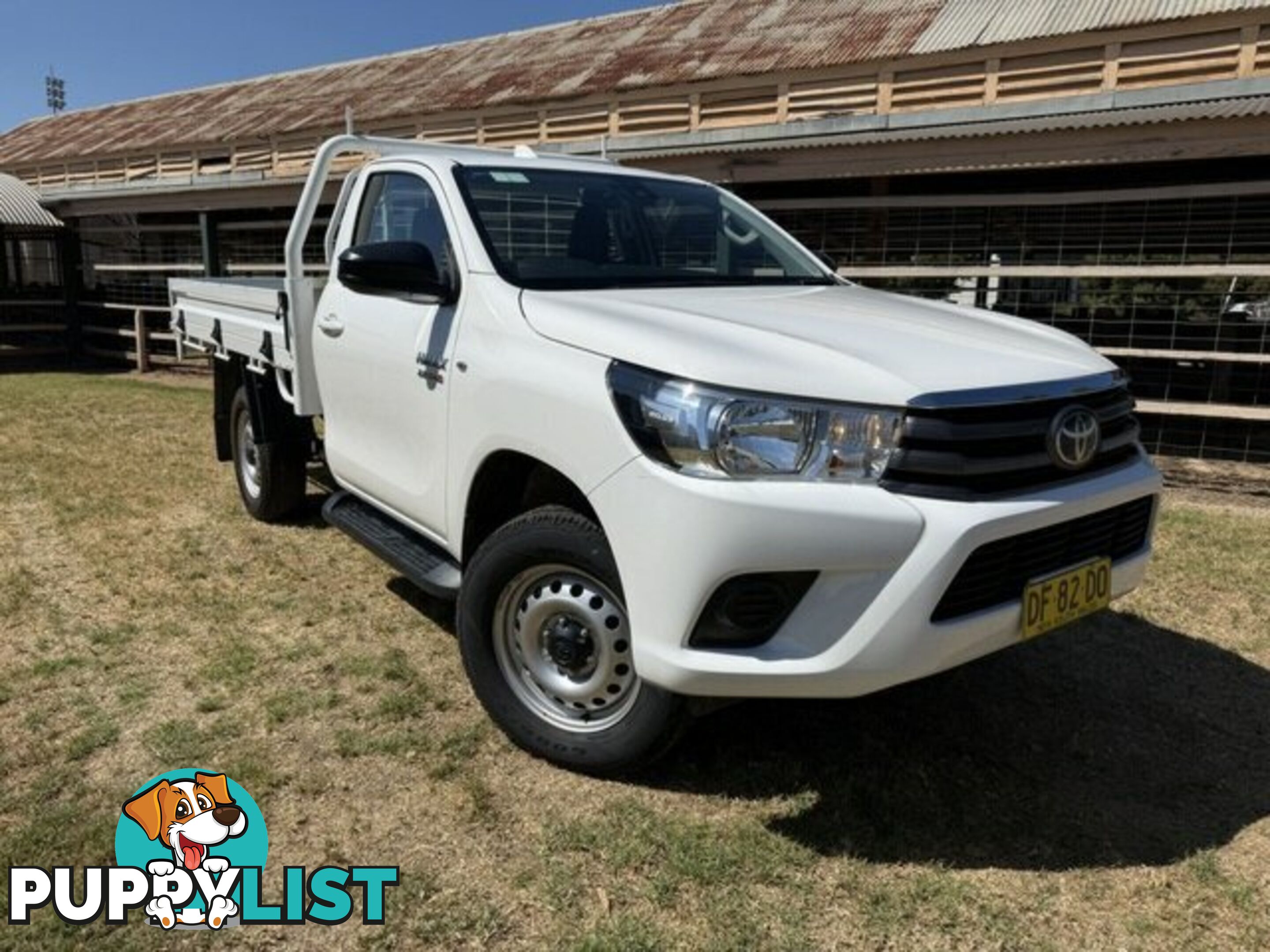 2023 TOYOTA HILUX   CAB CHASSIS