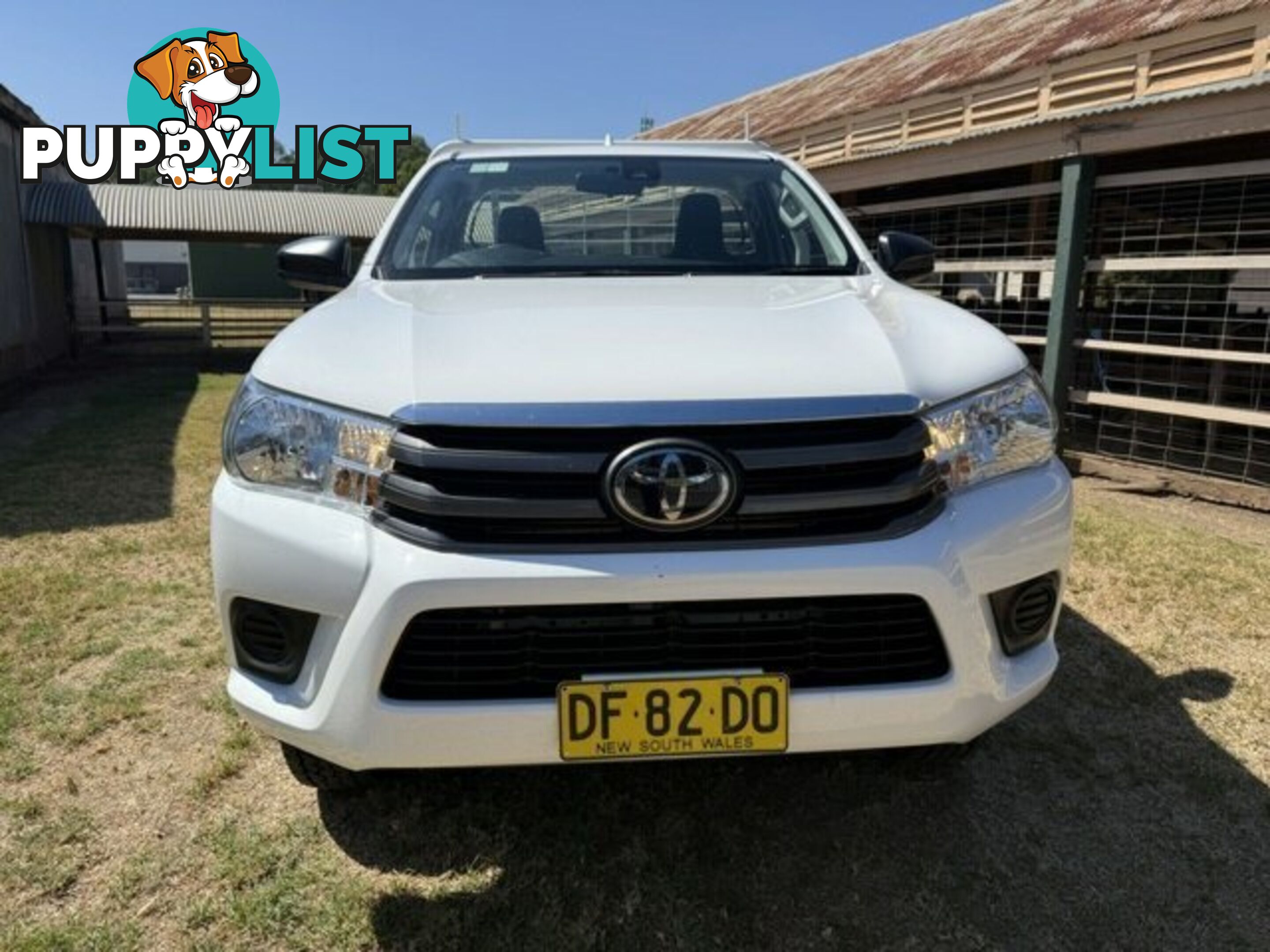 2023 TOYOTA HILUX   CAB CHASSIS