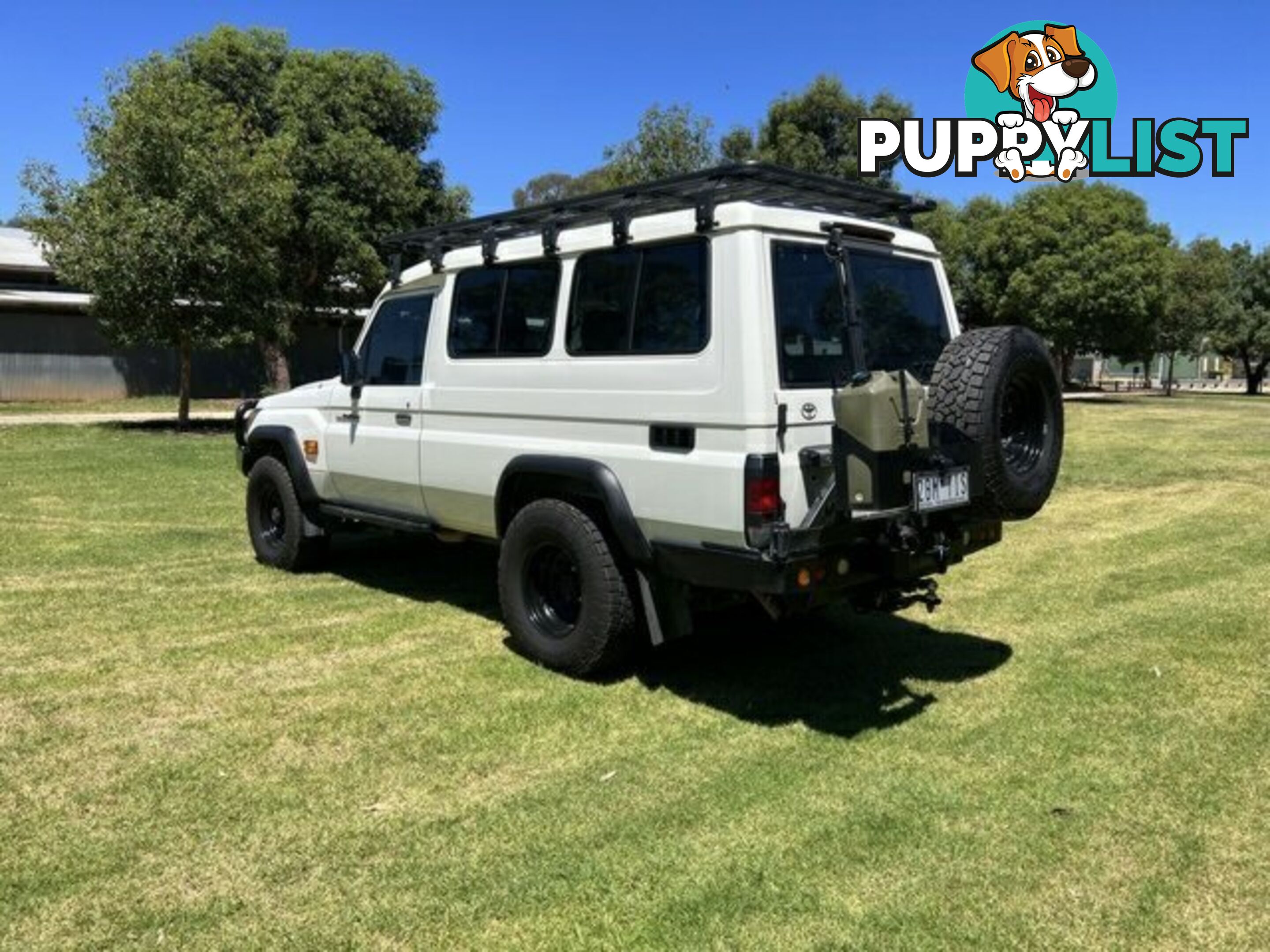 2023 TOYOTA LANDCRUISER   TROOP CARRIER