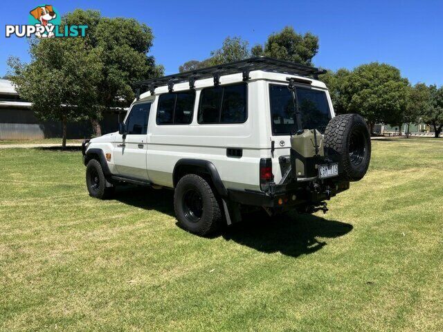 2023 TOYOTA LANDCRUISER   TROOP CARRIER