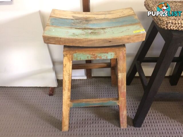 BAR STOOL SWIVEL (BOAT FINISHED)