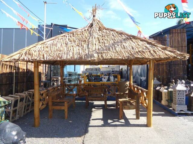 BALI HUT 2.5m x 3m - with 3 sides, includes benches and table