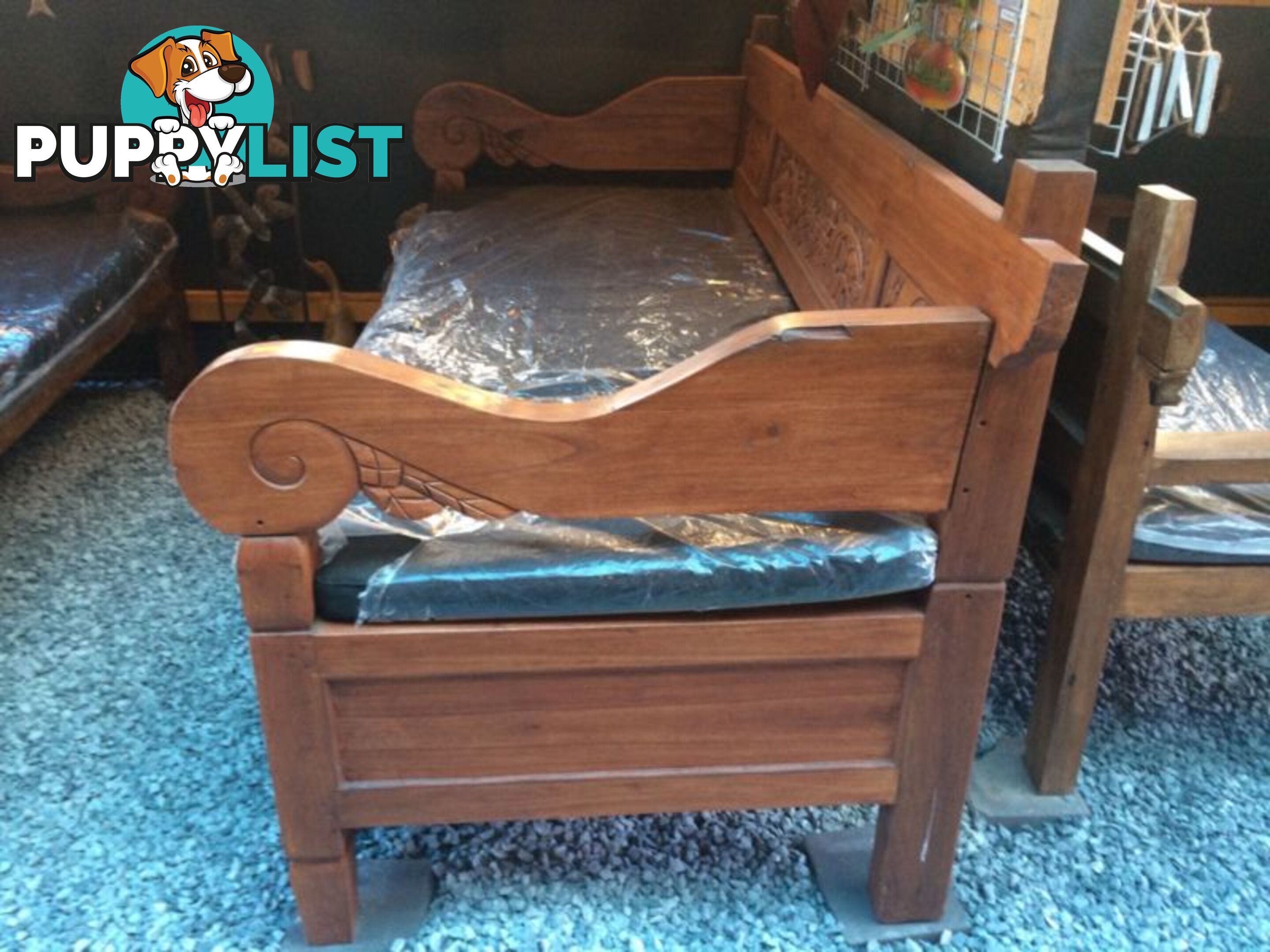 LARGE DAYBED 3 DRAWERS