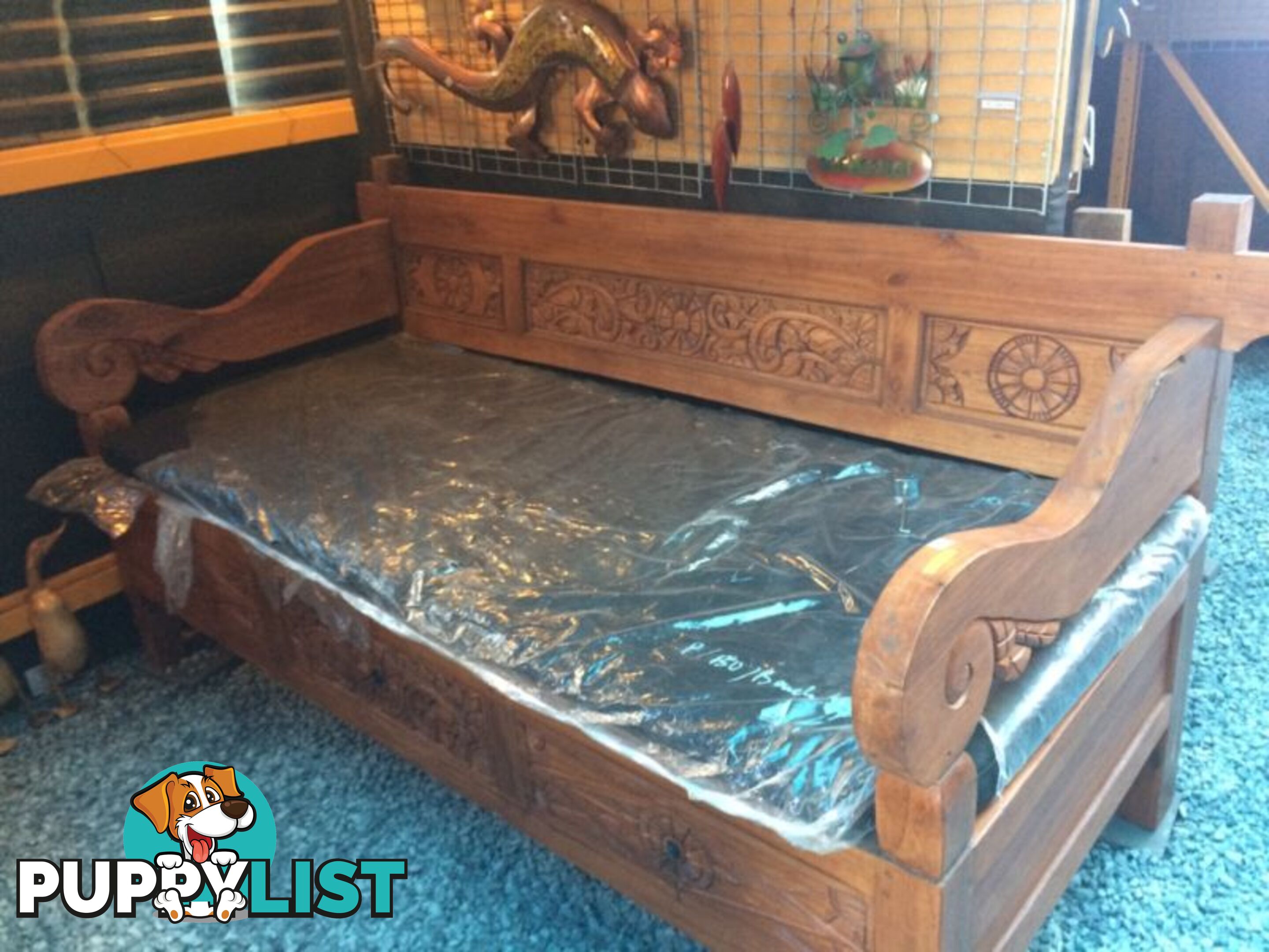 LARGE DAYBED 3 DRAWERS