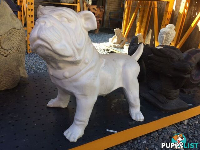 BULLDOG STATUE BIG(WHITE)