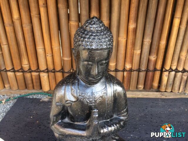 STATUE SITTING BUDDHA PRAYING 80x45x40cm (BLACK)