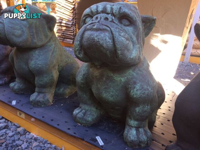 STATUE ANIMAL BULLDOG BIG (GREEN)