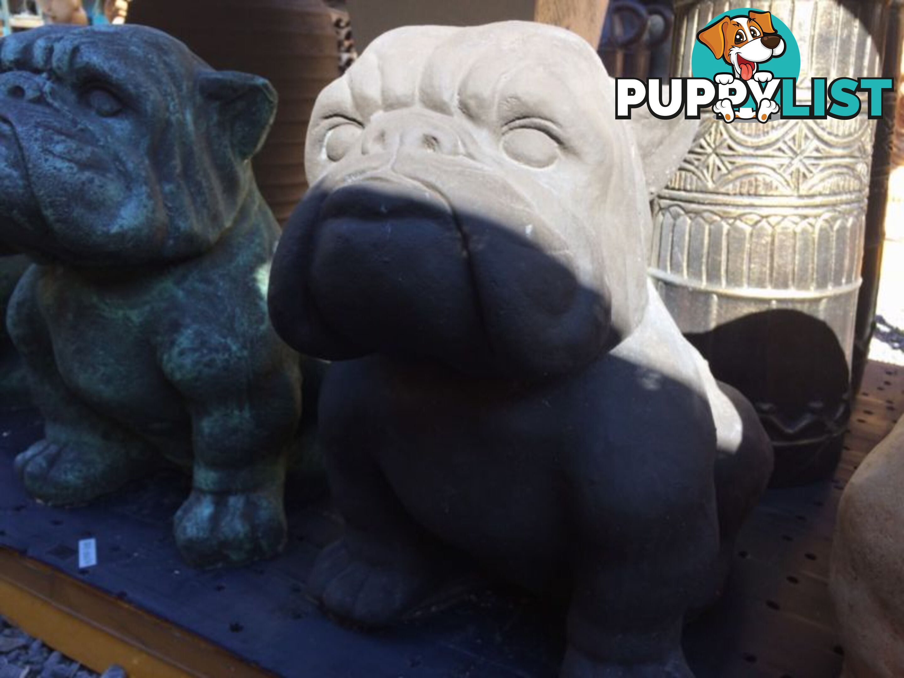 STATUE ANIMAL BULLDOG BIG (BLACK)