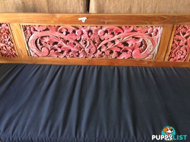 DAYBED WITH PINK CARVINGS