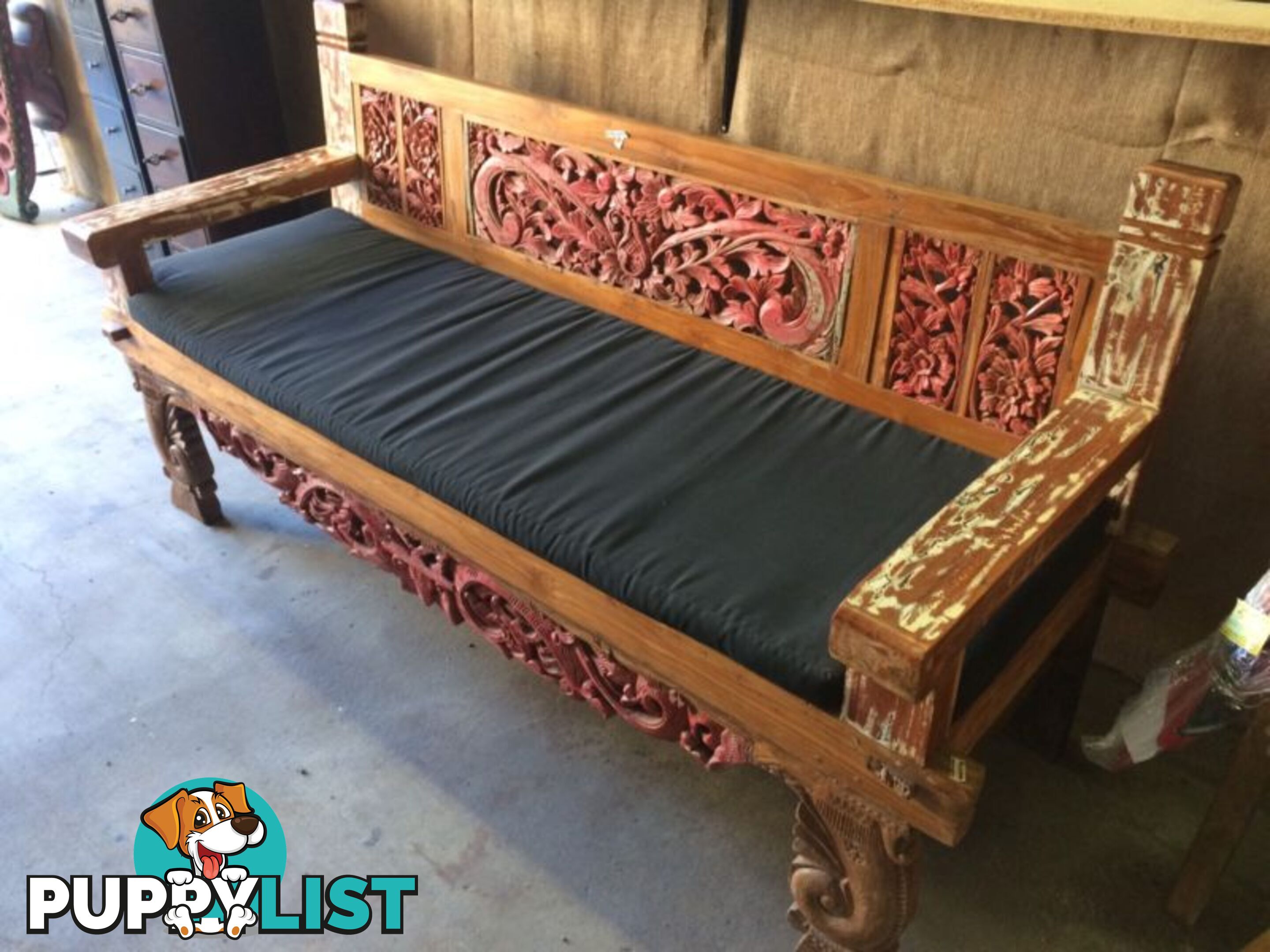 DAYBED WITH PINK CARVINGS