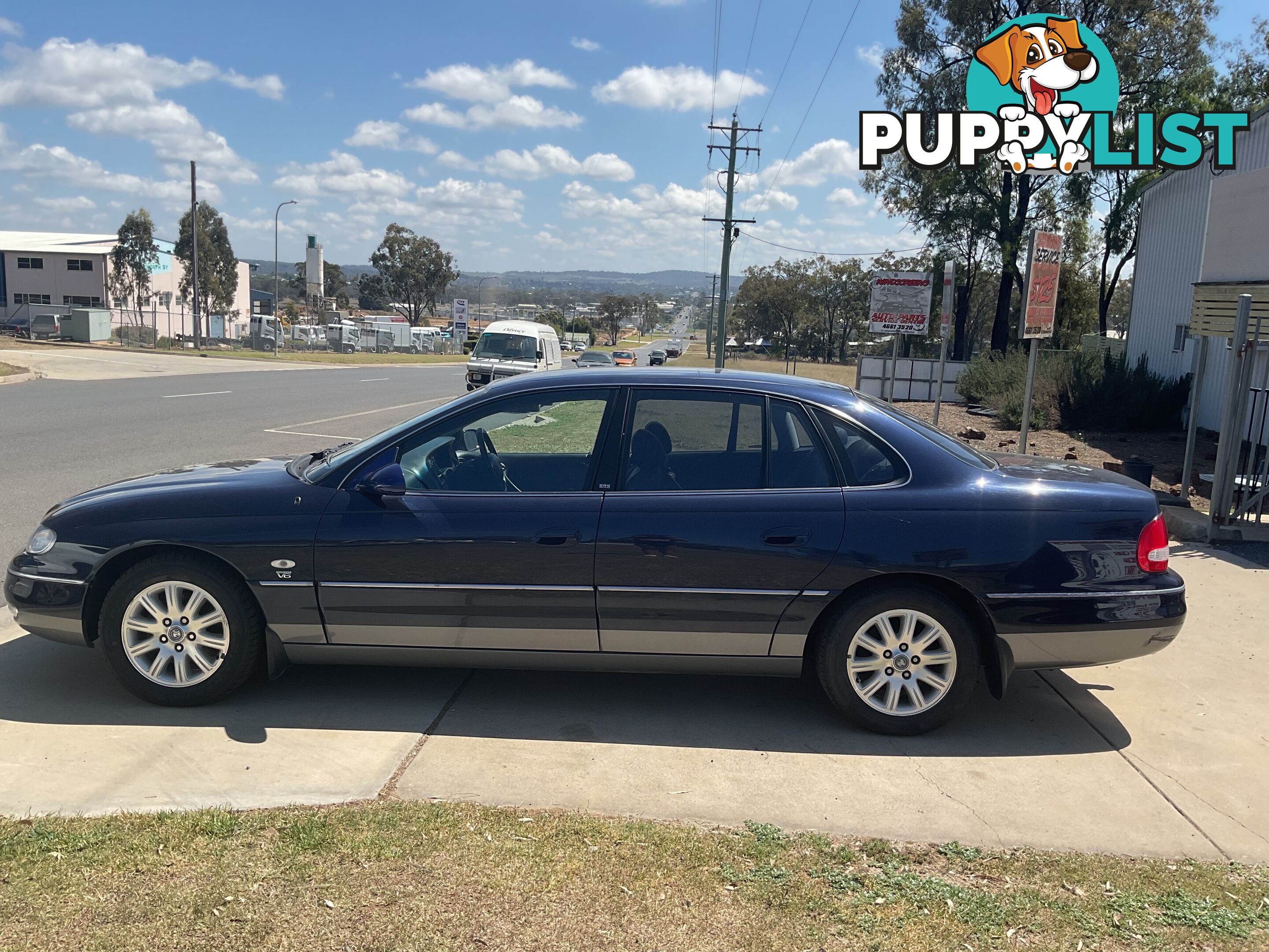 2001 Holden Statesman UNSPECIFIED UNSPECIFIED Sedan Automatic