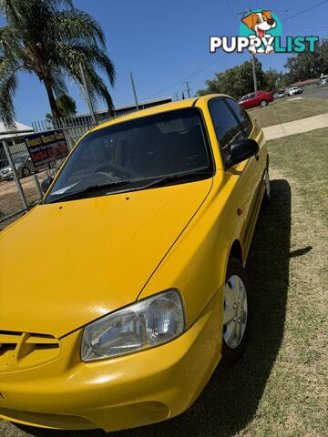 2001 Hyundai Accent LC Hatchback Manual