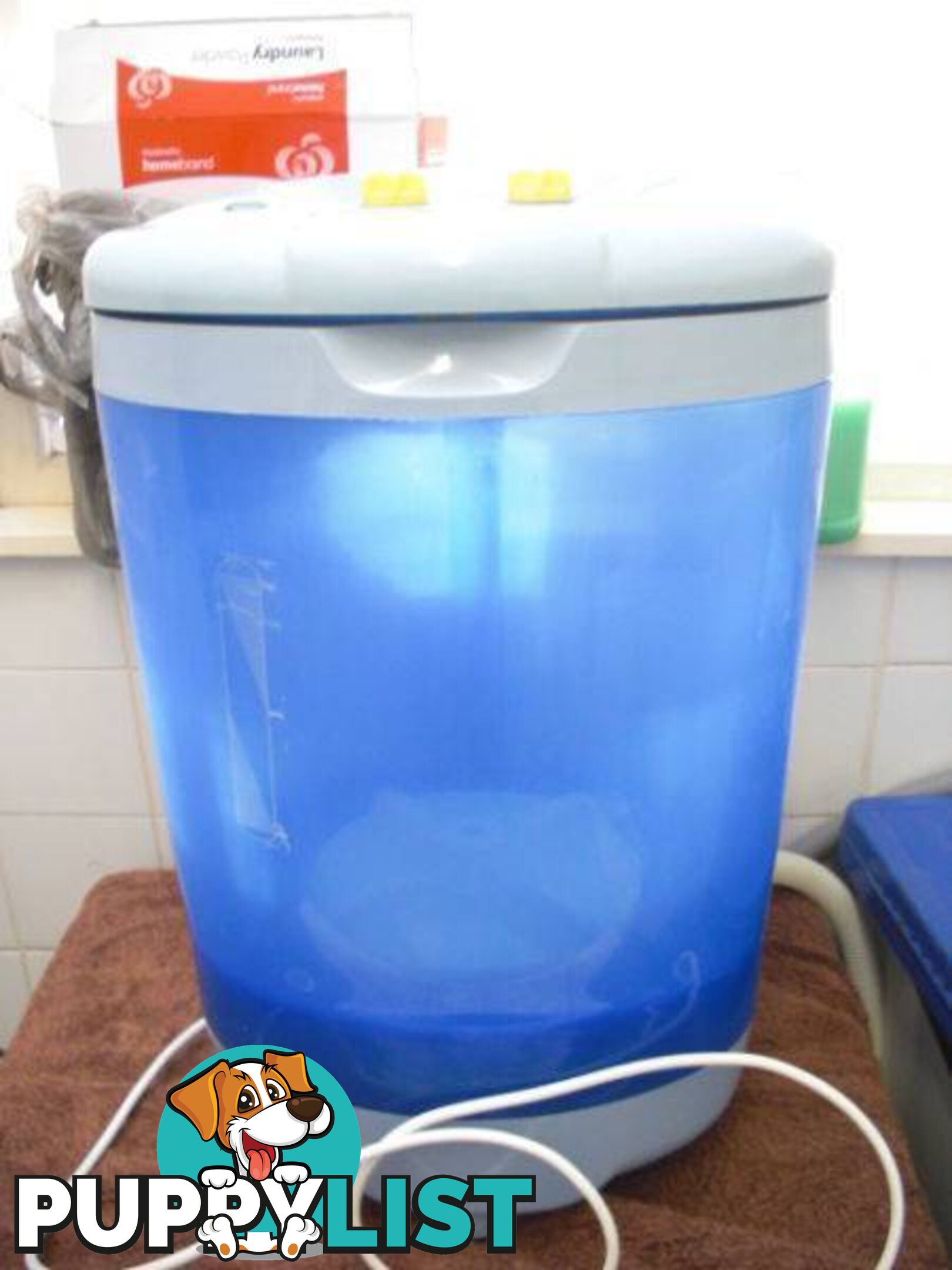 MOBILE WASHING MACHINE... 4KG. 240 VOLT SIZE 650 X 350 X 300 MM