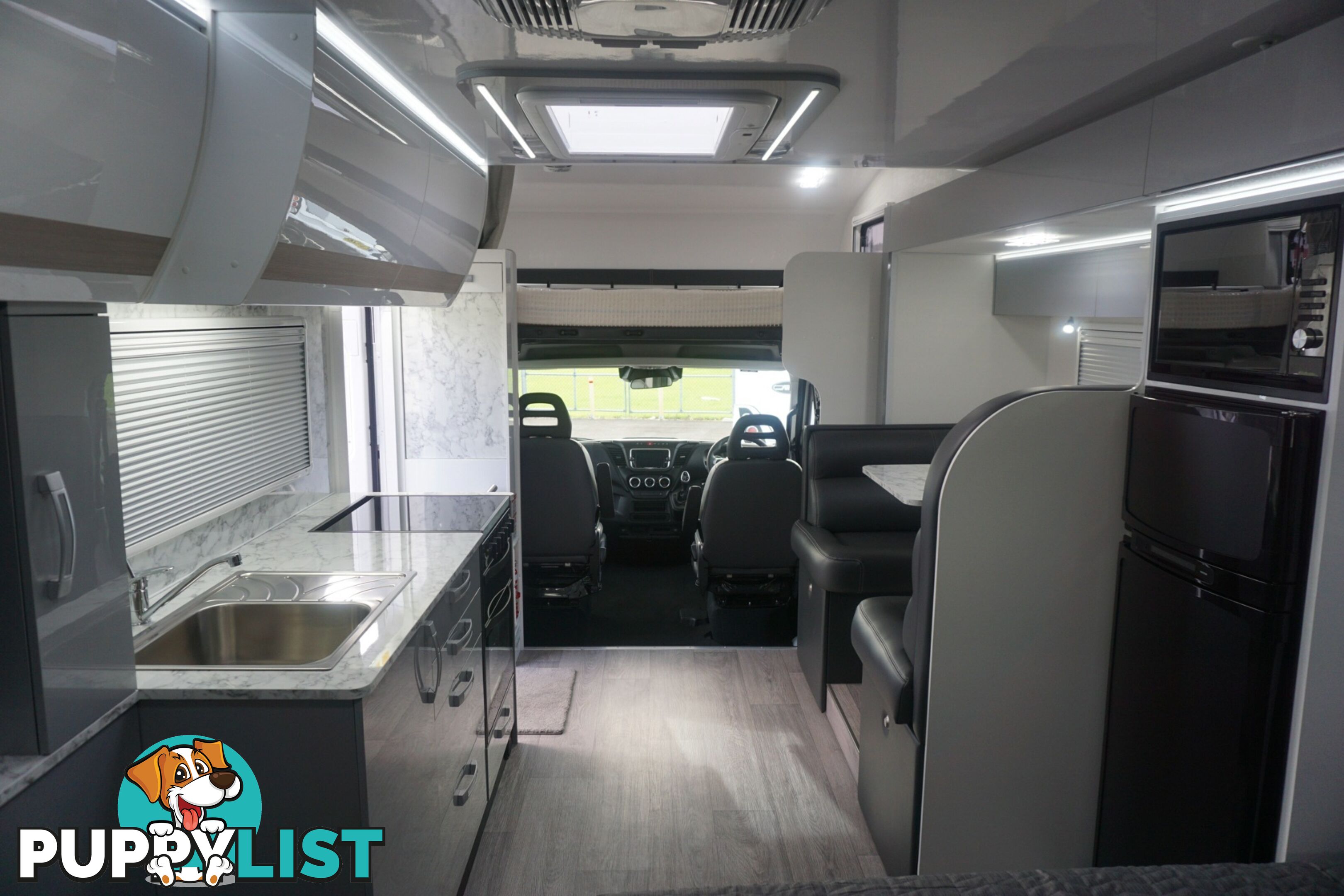 2025 AVIDA ESPERANCE MOTORHOME C7834SL