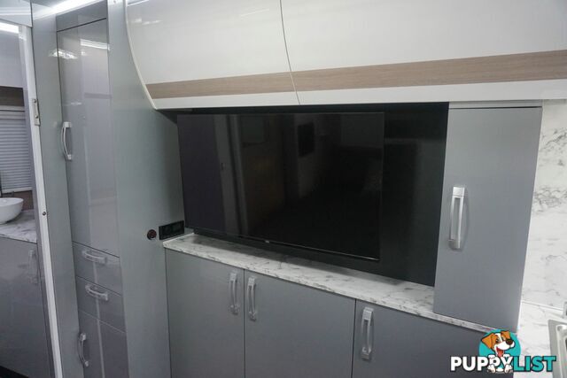2025 AVIDA ESPERANCE MOTORHOME C7834SL
