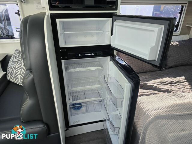 2024 AVIDA ESPERANCE MOTORHOME C7844SL