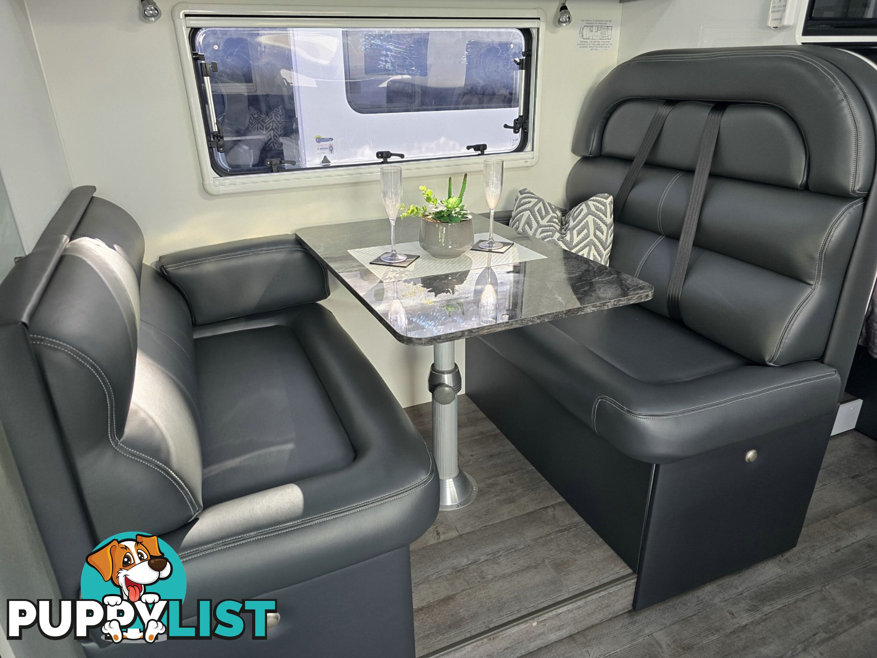 2024 AVIDA ESPERANCE MOTORHOME C7844SL
