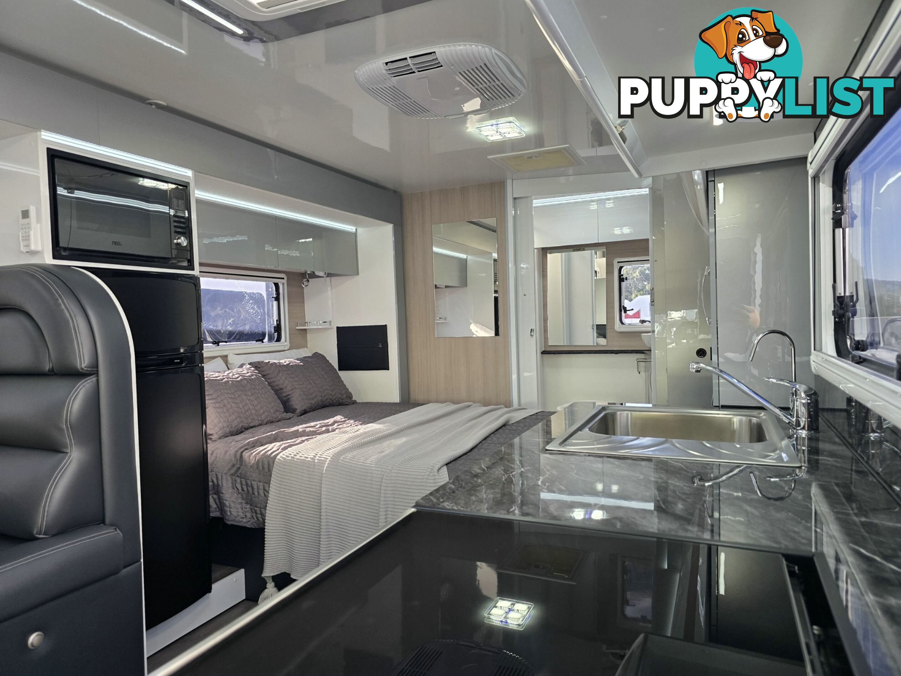 2024 AVIDA ESPERANCE MOTORHOME C7844SL