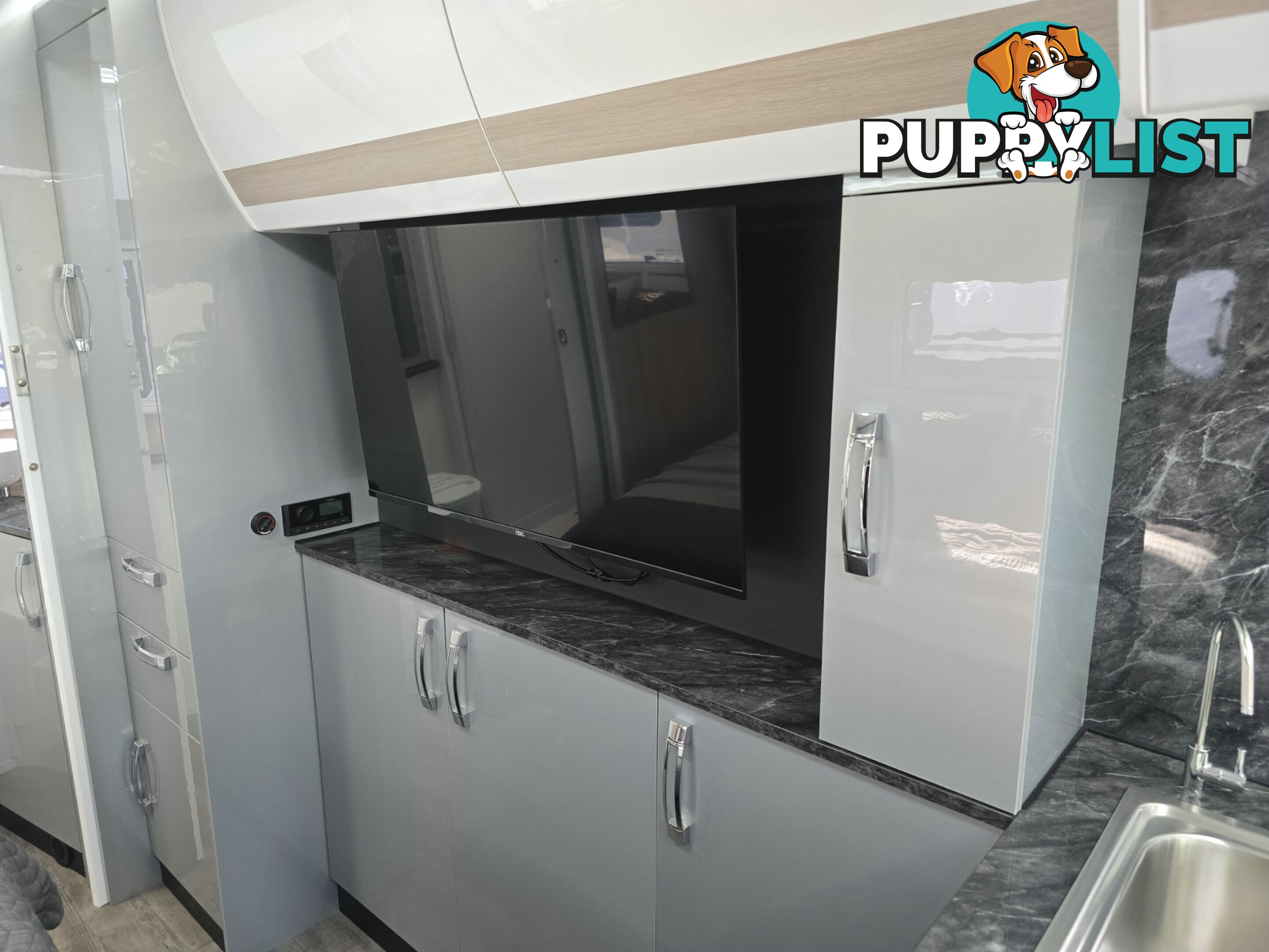 2024 AVIDA ESPERANCE MOTORHOME C7844SL