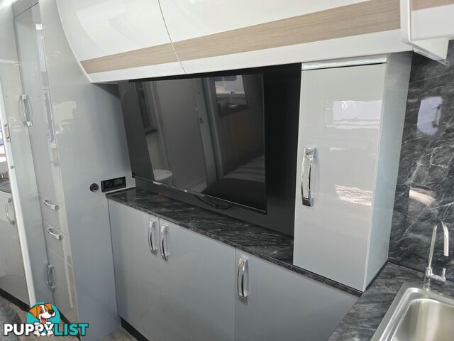 2024 AVIDA ESPERANCE MOTORHOME C7844SL